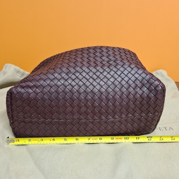 Bottega Veneta leather hobo shoulder bag brown - Picture 3 of 15